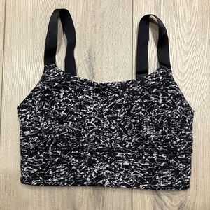 Lululemon 
Women's Black and White Patterned Sports Bra